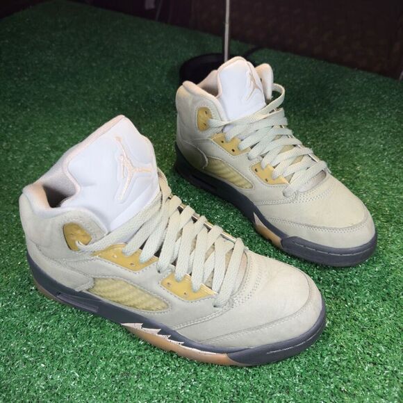 AIR JORDAN 5 JADE - Kids Basketball Shoes - SIZE 6Y - Picture 2 of 9